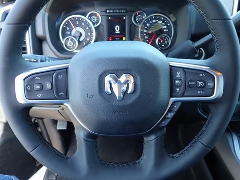 New 2026 RAM 2500 Big Horn AWD/4WD image 12