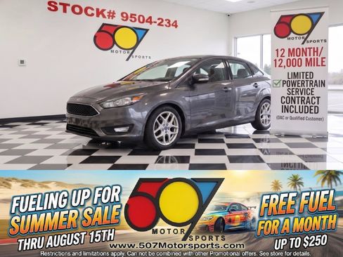 Used 2015 Ford Focus SE w/ Equipment Group 201A FWD image 1