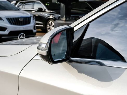 Used 2019 Mercedes-Benz S 560e w/ AMG Line Exterior image 47