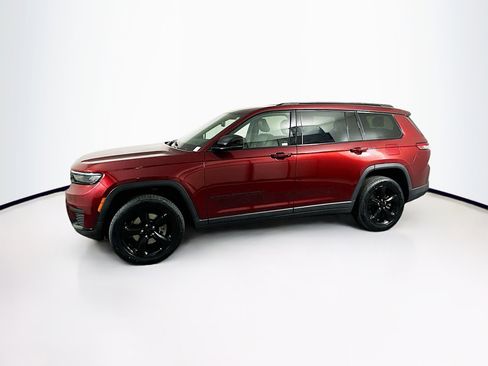 Used 2021 Jeep Grand Cherokee L Laredo image 4