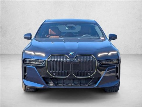 New 2026 BMW 740i image 5