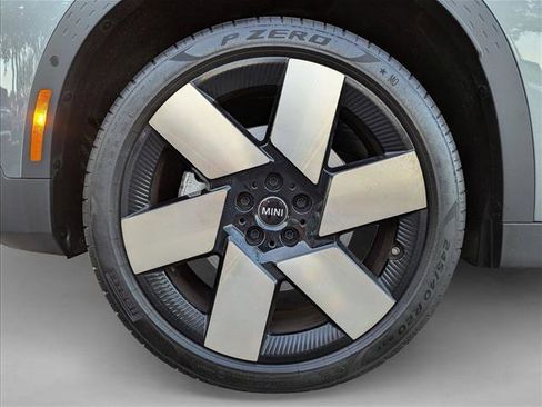 Used 2025 MINI Cooper Countryman S w/ Comfort Package Max image 24