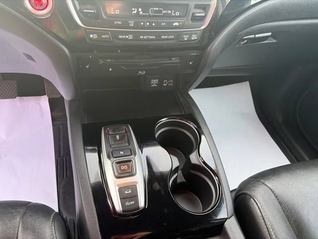 Used 2019 Honda Pilot Touring image 18