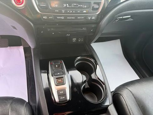 Used 2019 Honda Pilot Touring image 18