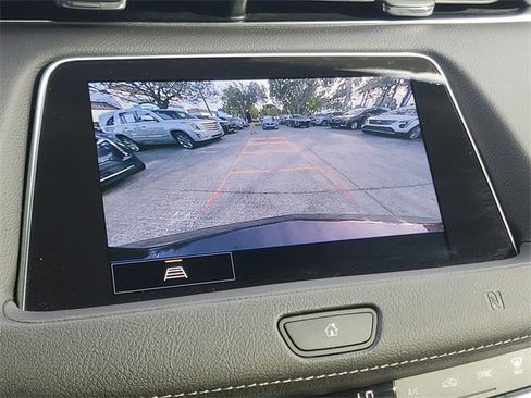 Certified 2021 Cadillac XT4 Premium Luxury image 26