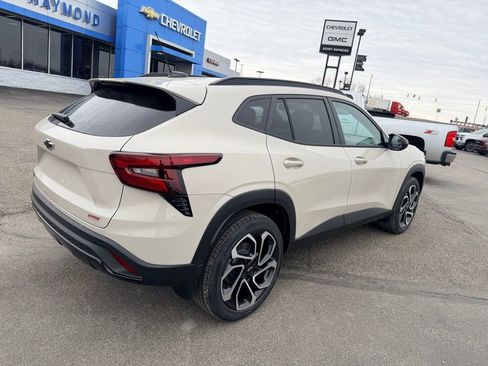 New 2026 Chevrolet Trax RS w/ Driver Confidence Package FWD image 6