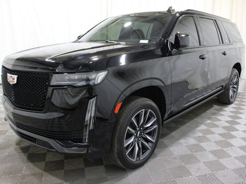 Used 2023 Cadillac Escalade ESV Sport w/ Touring Package image 45