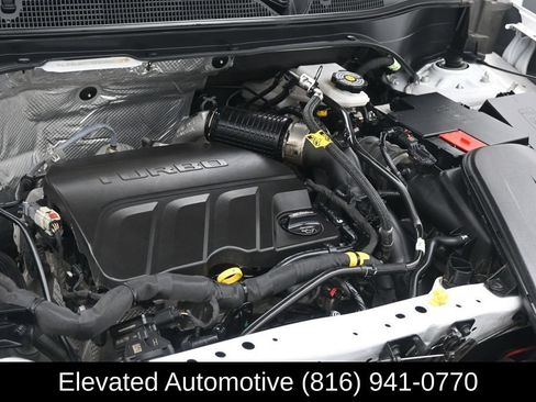 Used 2025 Chevrolet Trax ACTIV w/ Driver Confidence Package FWD image 21