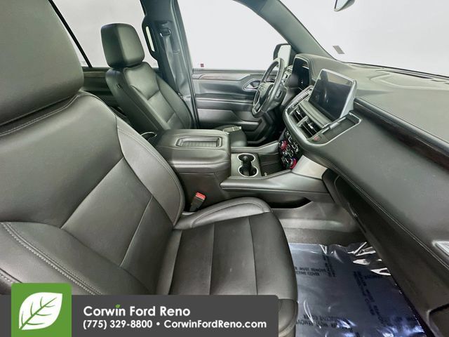 Used 2022 Chevrolet Tahoe Z71 w/ Z71 Off-Road Package AWD/4WD image 32