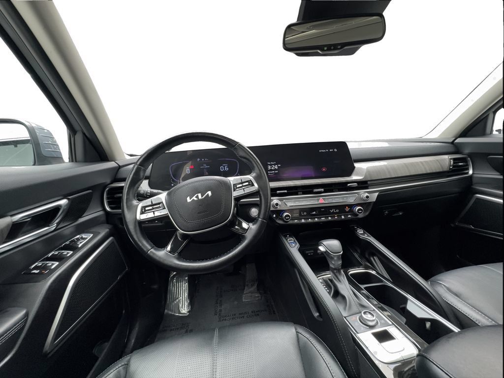 Used 2024 Kia Telluride EX w/ EX Captain's Chair Package AWD/4WD image 39