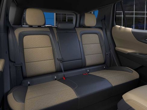 New 2025 Chevrolet Equinox ACTIV w/ Convenience Package III image 17