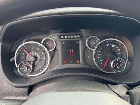 New 2026 RAM 2500 Tradesman AWD/4WD image 11