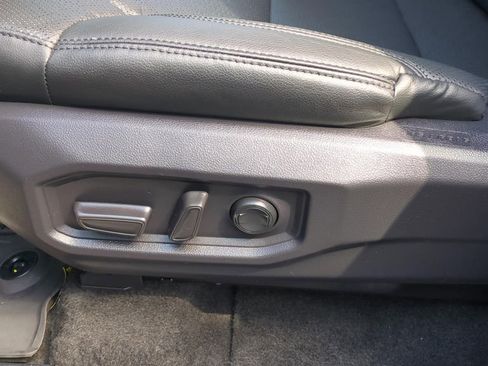 Used 2024 Toyota Tundra Limited image 18