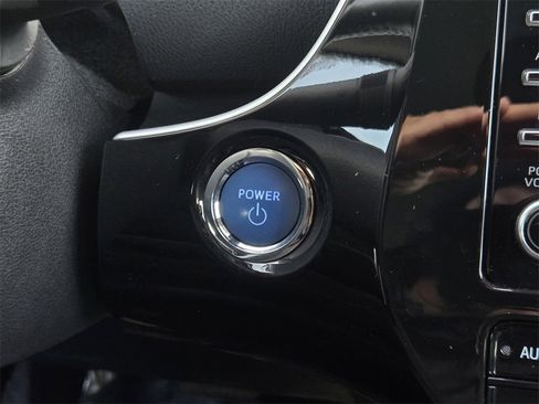 Used 2021 Toyota Prius XLE w/ Premium Convenience Package image 22