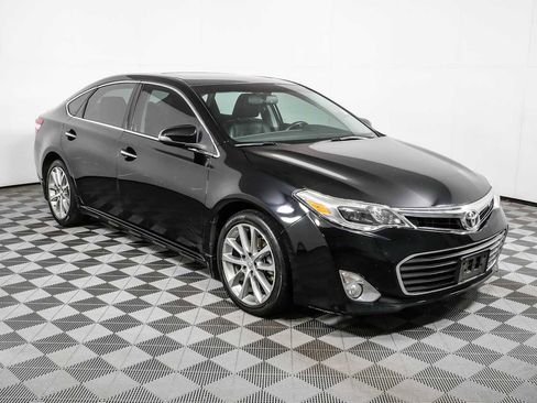 Used 2014 Toyota Avalon XLE Touring FWD image 1