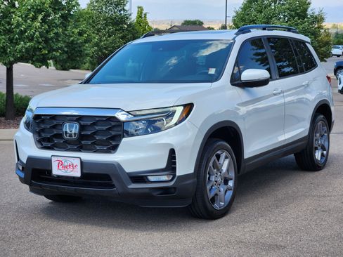 Used 2023 Honda Passport EX-L image 4