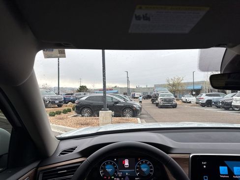 Certified 2024 Volkswagen Atlas SE image 14