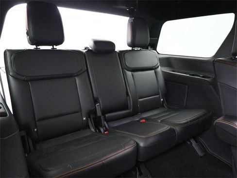 Used 2025 Ford Expedition Tremor image 24