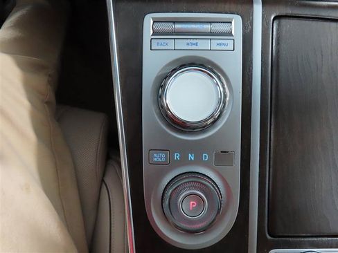 Used 2024 Genesis GV80 3.5T Advanced AWD/4WD image 35