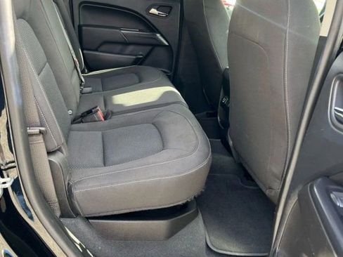 Used 2021 Chevrolet Colorado LT w/ LT Convenience Package image 23