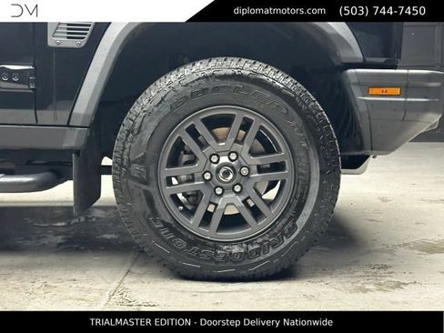 Used 2024 INEOS Grenadier AWD/4WD image 43