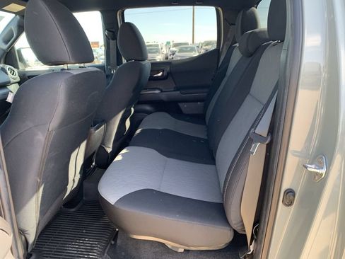 Used 2023 Toyota Tacoma TRD Sport AWD/4WD image 30