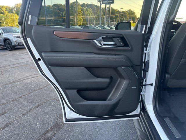 New 2026 GMC Yukon Denali AWD/4WD image 31