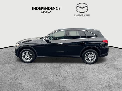 Used 2025 Mercedes-Benz GLC 300 4MATIC image 6