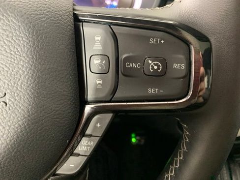 Used 2023 RAM 1500 Limited AWD/4WD image 29