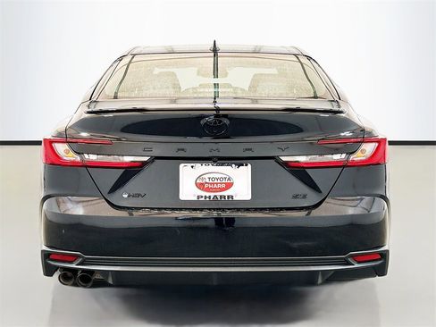 New 2026 Toyota Camry SE image 5