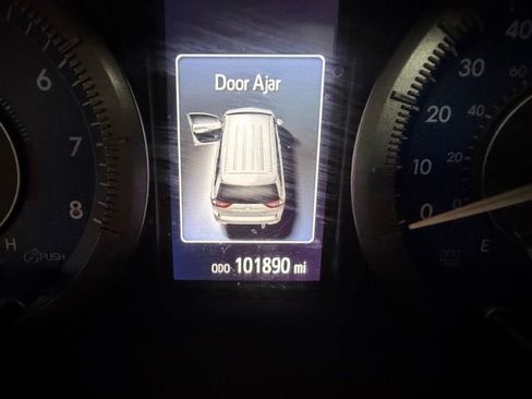 Used 2020 Toyota Sienna XLE FWD image 42