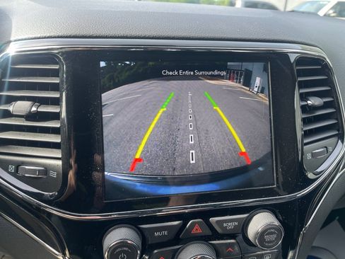 Used 2020 Jeep Grand Cherokee Trailhawk image 22