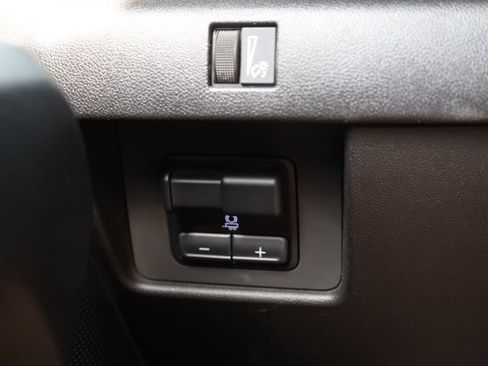 Used 2023 Chevrolet Colorado W/T w/ Advanced Trailering Package RWD image 18