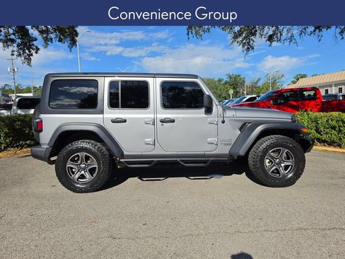 Used 2018 Jeep Wrangler Unlimited Sport S AWD/4WD image 6