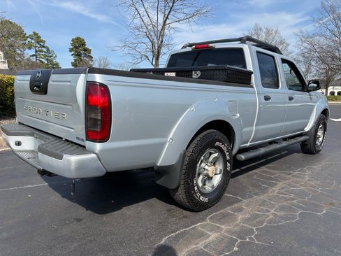 Used 2003 Nissan Frontier XE w/ XE Pwr Pkg image 10