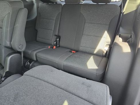 New 2026 Chevrolet Traverse LT w/ Enhanced Driving Package image 9