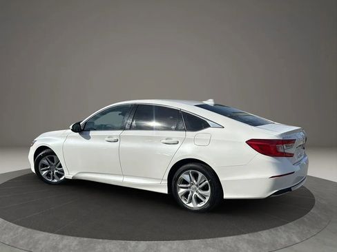 Used 2019 Honda Accord LX image 4