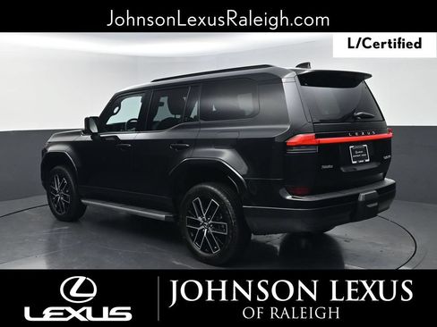 Used 2024 Lexus GX 550 w/ Accessory Package (Z1) AWD/4WD image 7