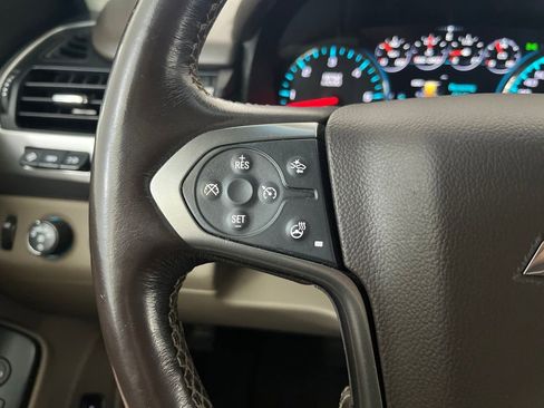 Used 2019 Chevrolet Suburban Premier AWD/4WD image 61