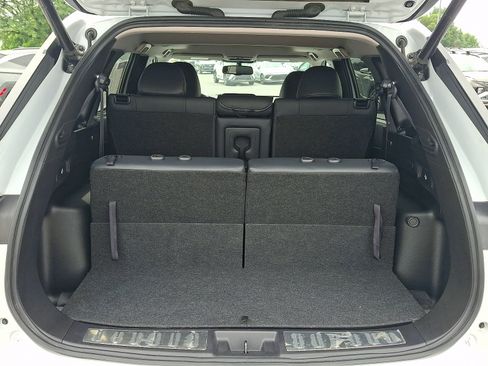Used 2024 Mitsubishi Outlander SE AWD/4WD image 29