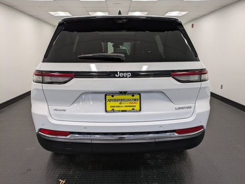 Used 2024 Jeep Grand Cherokee Limited w/ Luxury Tech Group II image 5