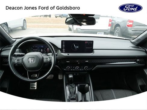 Used 2023 Honda Accord Sport image 19