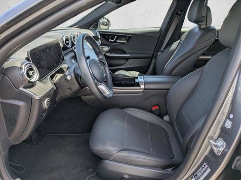 Used 2025 Mercedes-Benz C 300 Sedan image 17