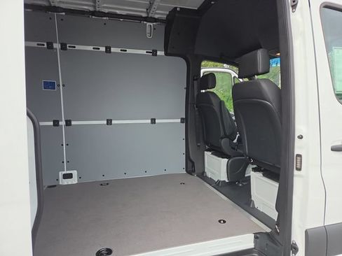 New 2026 Mercedes-Benz Sprinter 2500 image 27