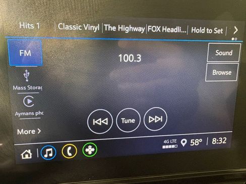 Used 2024 Chevrolet Trax RS w/ Driver Confidence Package image 26