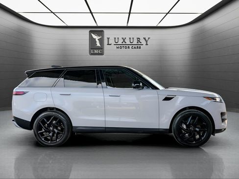 Used 2023 Land Rover Range Rover Sport SE AWD/4WD image 17