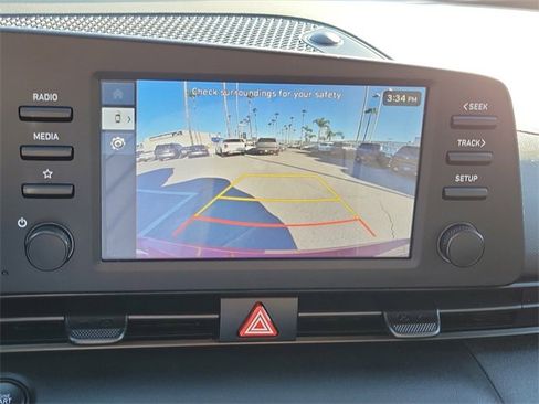 Used 2025 Hyundai Elantra Sport image 10