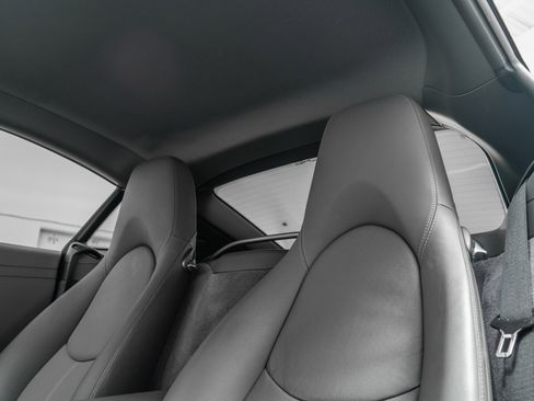 Used 2007 Porsche Cayman S RWD image 18