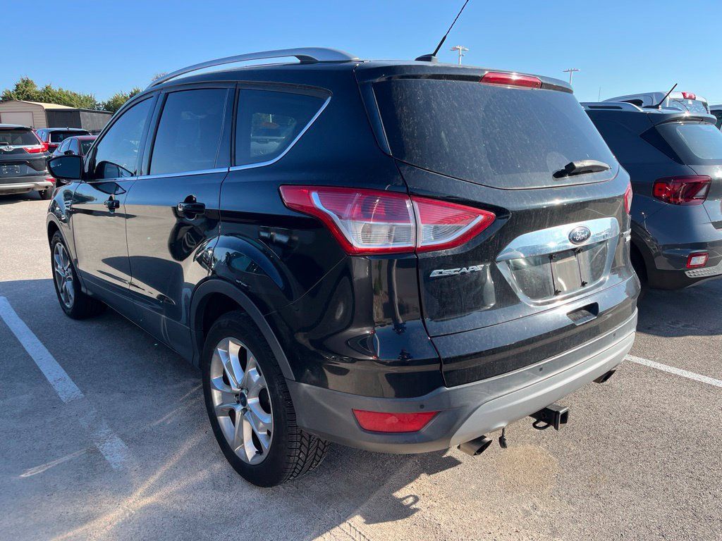 Used 2016 Ford Escape Titanium AWD/4WD image 4