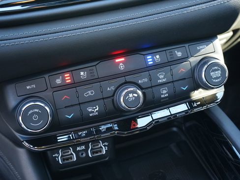 Used 2022 Dodge Durango Citadel image 24